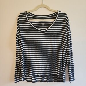 American Eagle Outfitters Gray and White Striped Long Sleeve Tee Small Soft Sexy